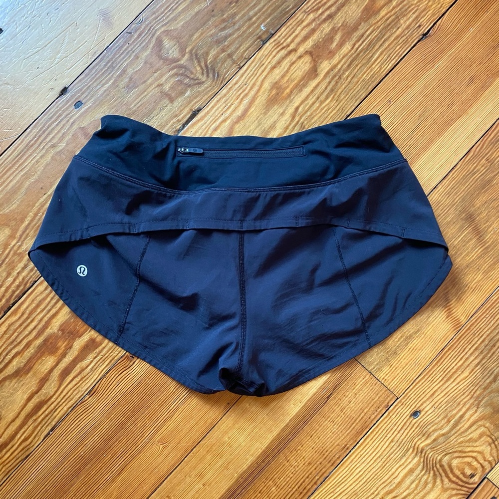 Lululemon shorts 2.5